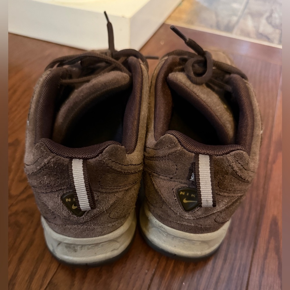 Vintage Nike T-Lite V nubuck 2007 Mocha Suede Tennis Shoes Size Men’s 9 - Picture 2 of 6